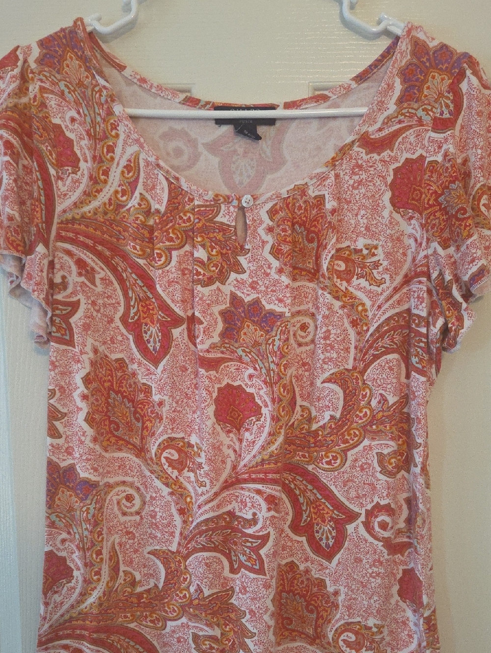 Chaps Orange Cream Paisley Scoop Neck Short Sleeve Top Size Medium Petite